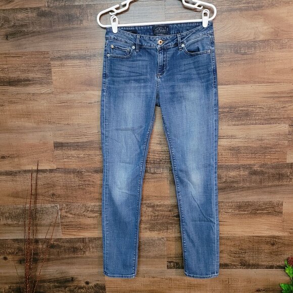 Lucky Brand Jeans Size 6 Lolita Skinny Mid Rise Medium Light Wash Stretch - Picture 1 of 11